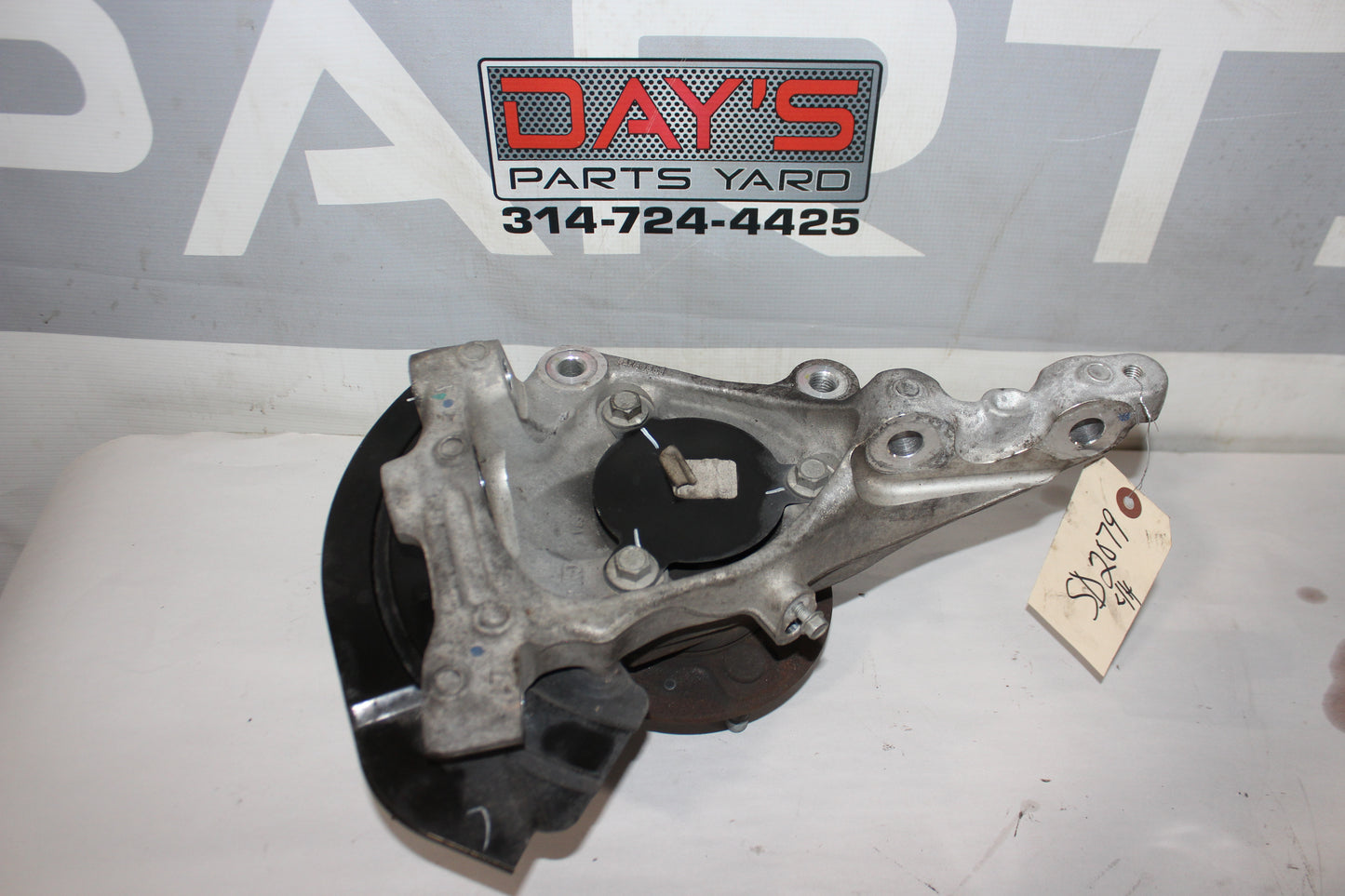 2020 Chevrolet Camaro 1LE Front LH Driver Spindle Hub Knuckle 94169866 OEM