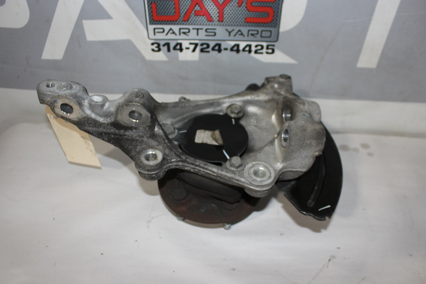 2020 Chevrolet Camaro 1LE Front LH Driver Spindle Hub Knuckle 94169866 OEM
