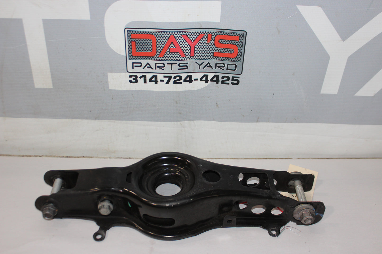 2016 Chevrolet Camaro SS Rear RH Passenger Lower Control Arm Spring Perch 232823567OEM