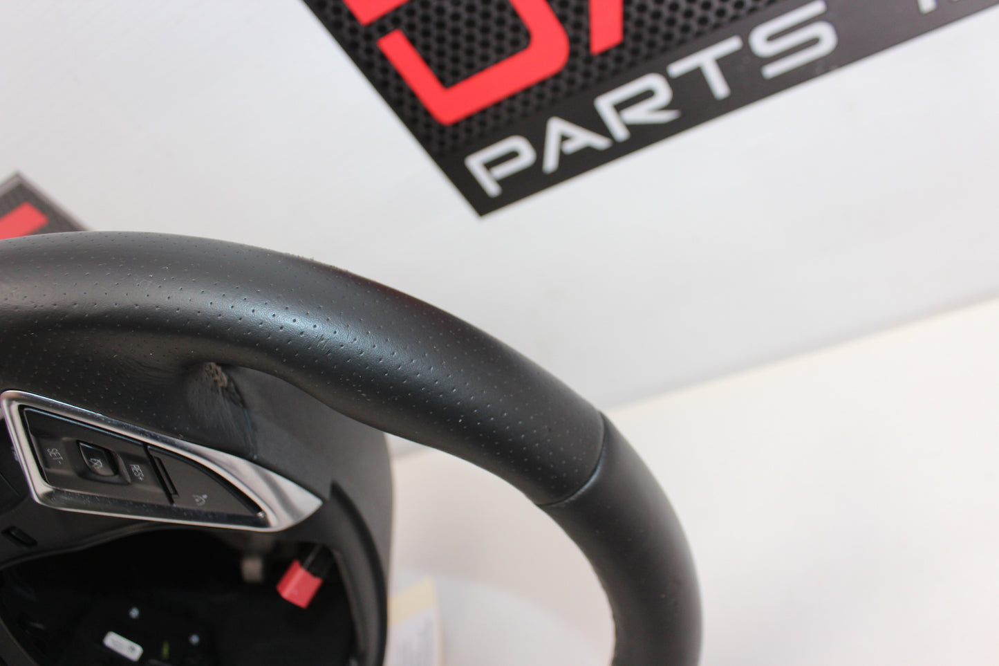 2016 Chevy  Camaro SS Steering Wheel OEM - Day's Parts Yard