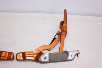 2017 Chevy SS Sedan Trunk Hinges Set 92285466 92285467 OEM