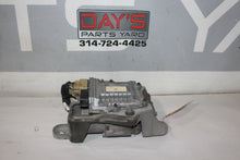 2017 Chevrolet Camaro ZL1 Rear Differential Actuator Module 9042305 OEM - Day's Parts Yard