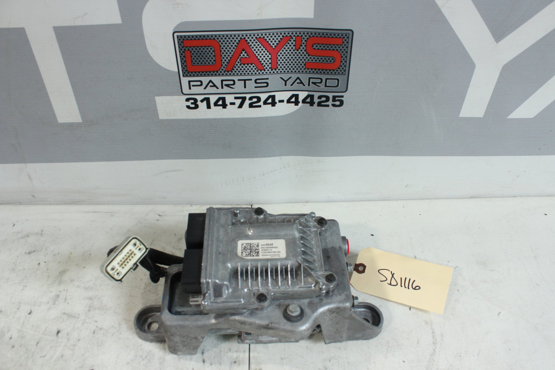 2021 Chevy Camaro SS 1LE Rear Differential Actuator Module 84059648 OEM - Day's Parts Yard
