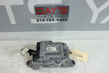 2021 Chevy Camaro SS 1LE Rear Differential Actuator Module 84059648 OEM - Day's Parts Yard