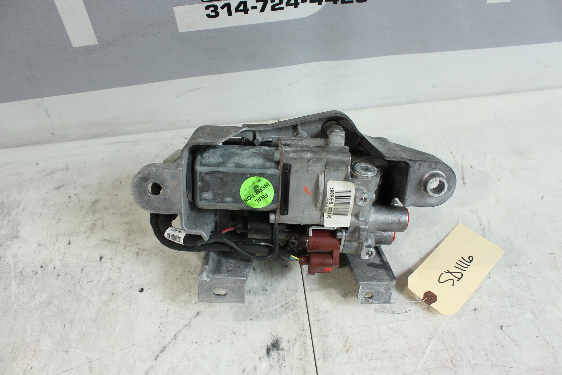 2021 Chevy Camaro SS 1LE Rear Differential Actuator Module 84059648 OEM - Day's Parts Yard