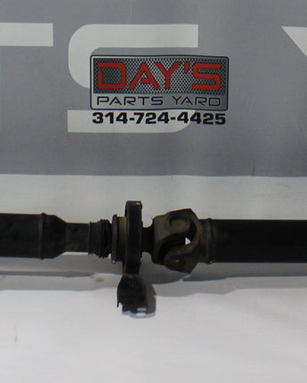 2015 Chevy SS Sedan Driveshaft Drive Shaft 92275953 OEM