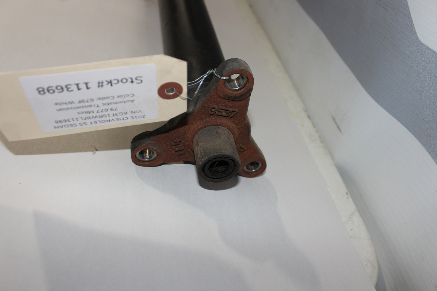 2015 Chevy SS Sedan Driveshaft Drive Shaft 92275953 OEM