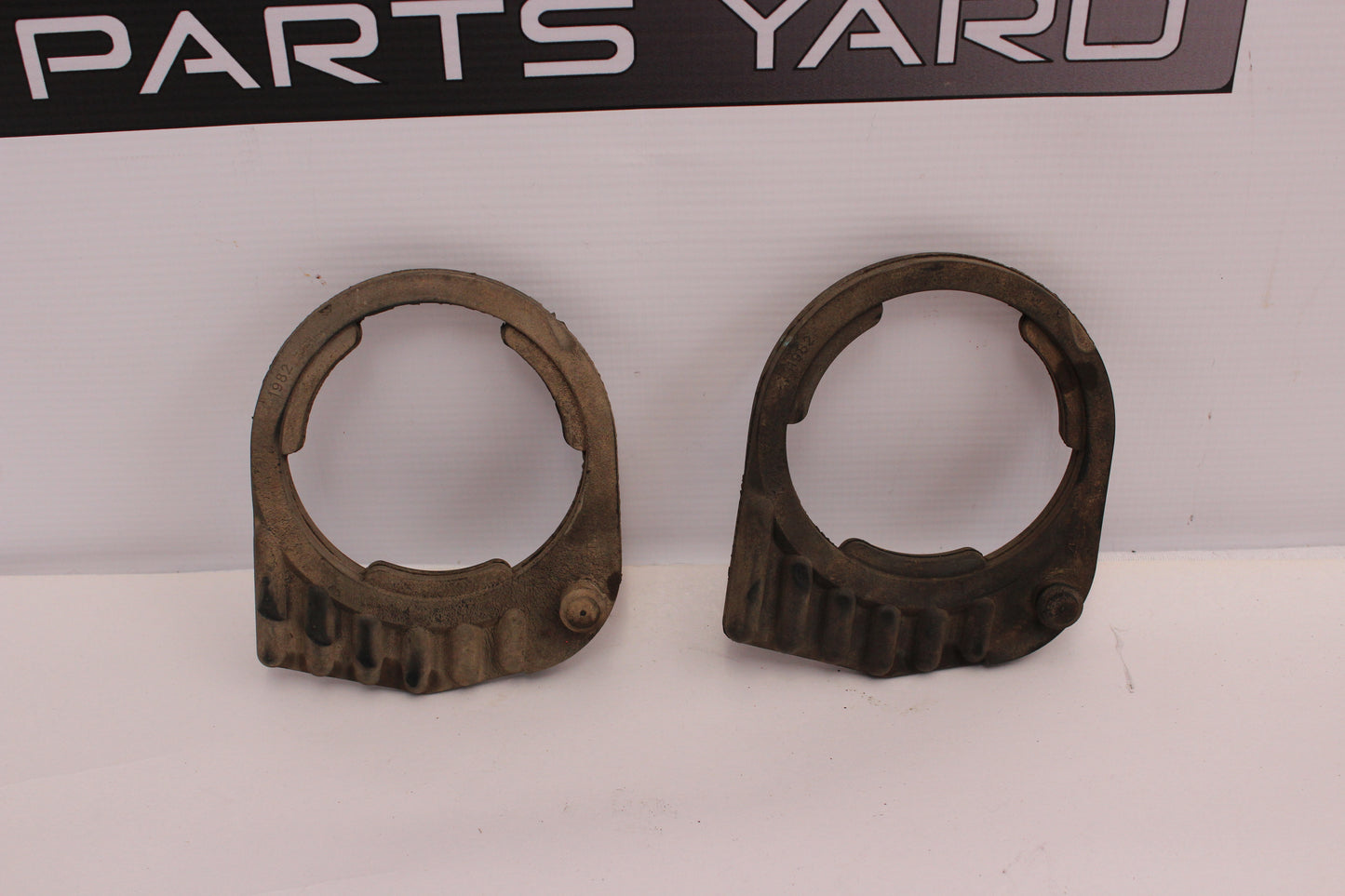 2014 Chevy SS Sedan Rear Cradle Rubber Isolators Set OEM - Day's Parts Yard