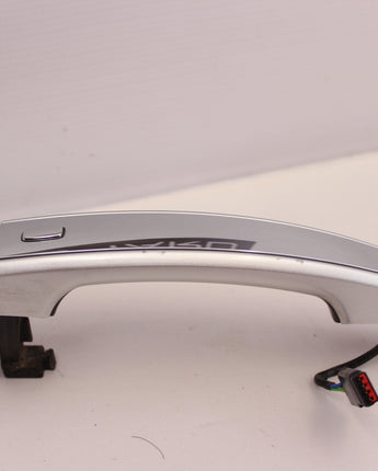 2014 Chevy SS Sedan RH Passenger Front Exterior Door Handle OEM