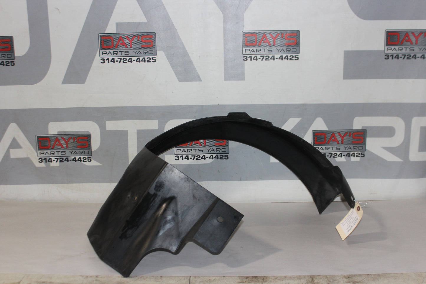 2010 Cadillac CTS-V Sedan LH Front Wheel Liner 20851001 OEM