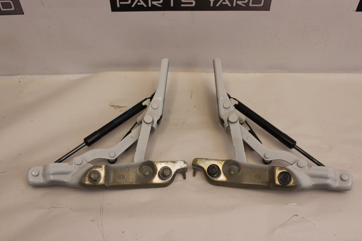 2015 Chevy SS Sedan Trunk Hinges RH & LH 92270114 92270113 OEM