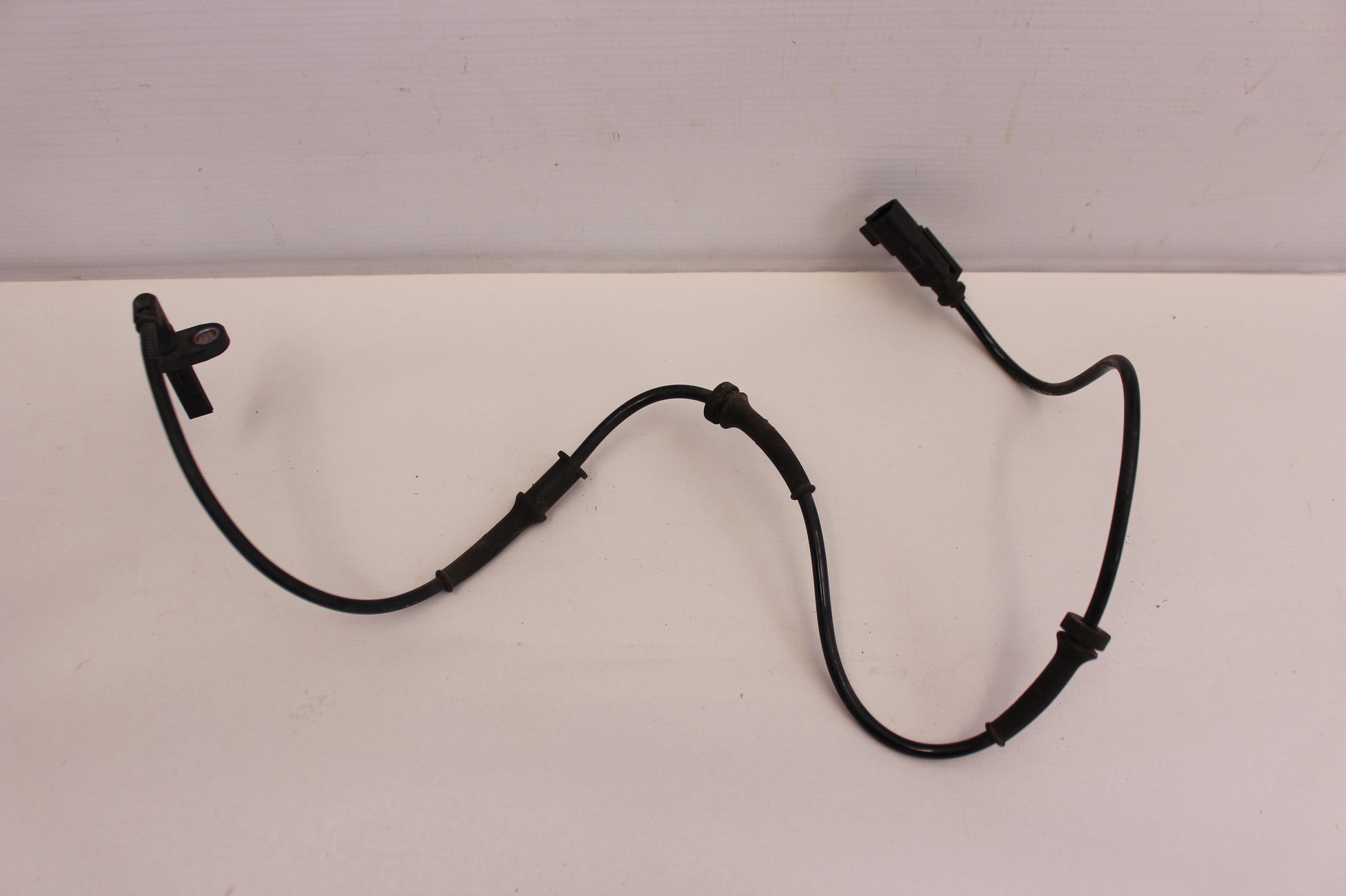 2015 Chevy SS Sedan Front RH Passenger ABS Speed Sensor Wire 0265009214 OEM - Day's Parts Yard