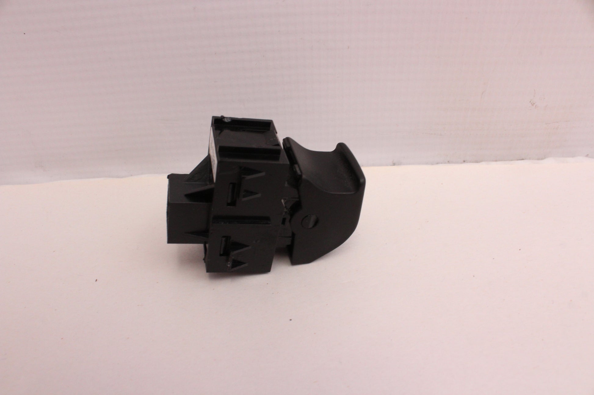 2021 Chevy Camaro SS 1LE Parking Brake Switch 22894663 OEM - Day's Parts Yard