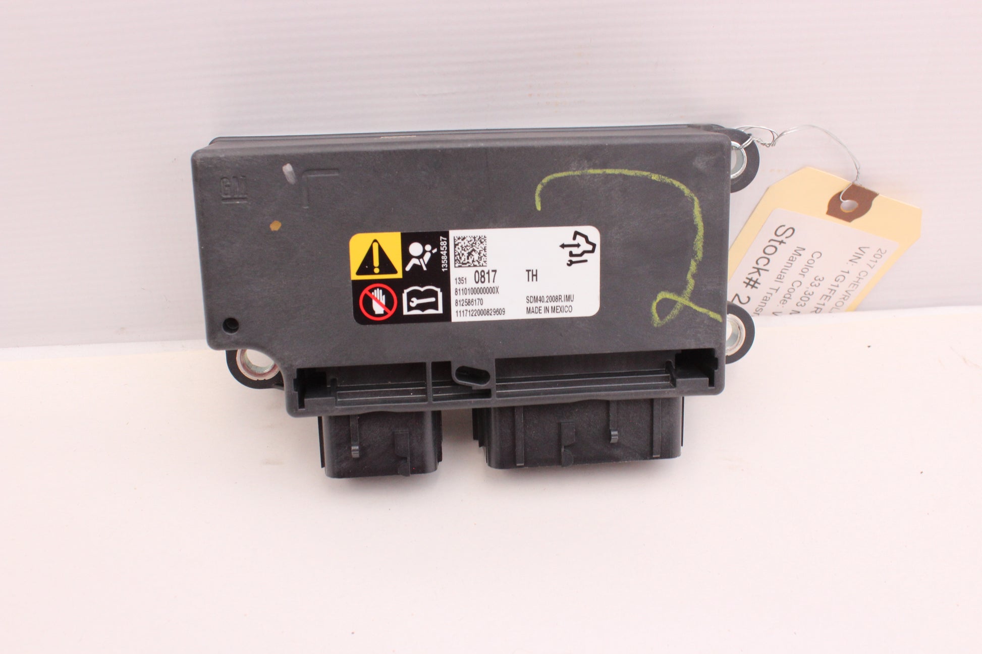 2010 Chevy Camaro SS Air Bag Restraint Control Module 13510817 OEM - Day's Parts Yard