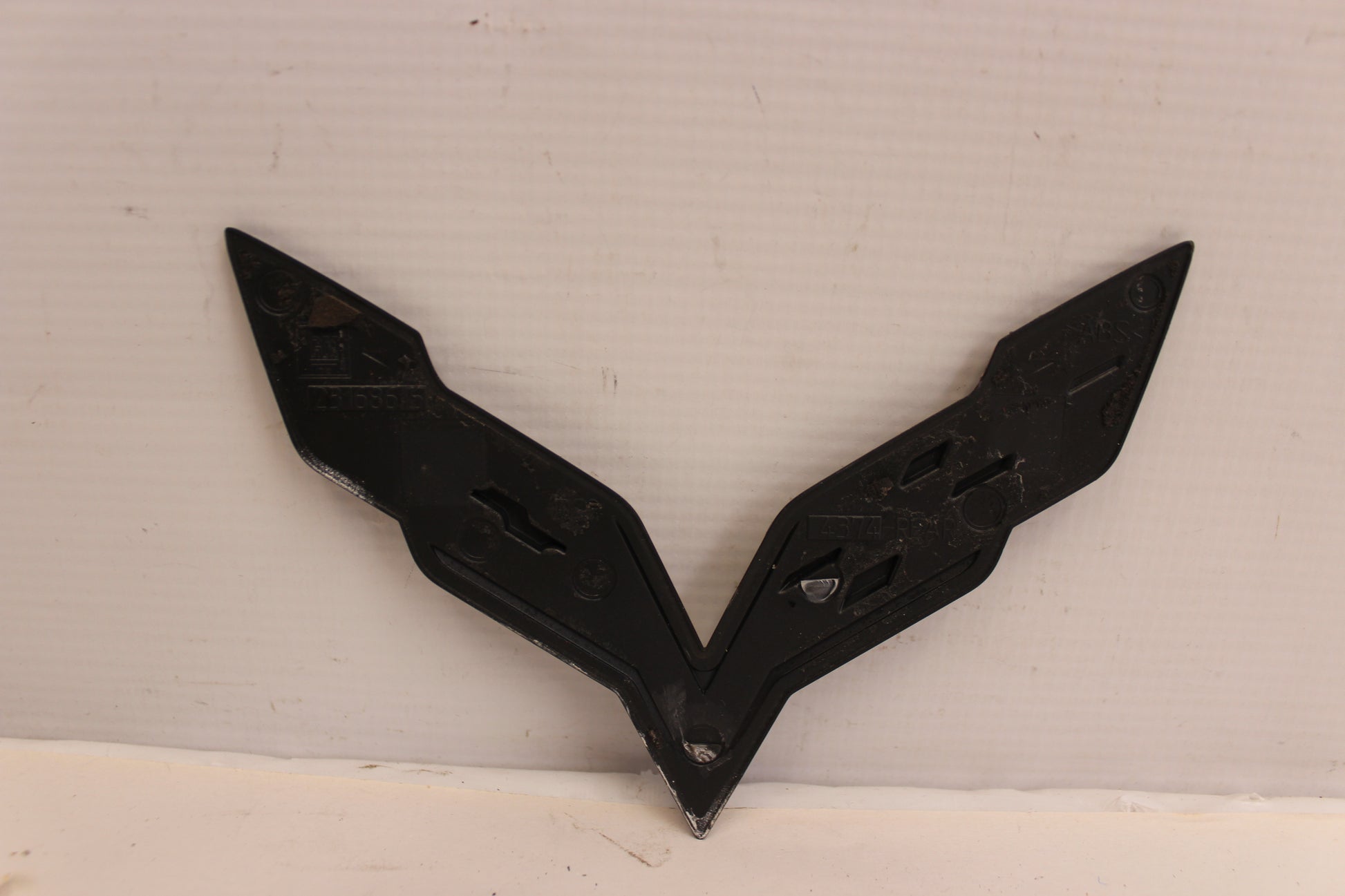 2017 Chevy Corvette Grand Sport 2LT Rear Trunk Emblem Badge 23168615 OEM - Day's Parts Yard