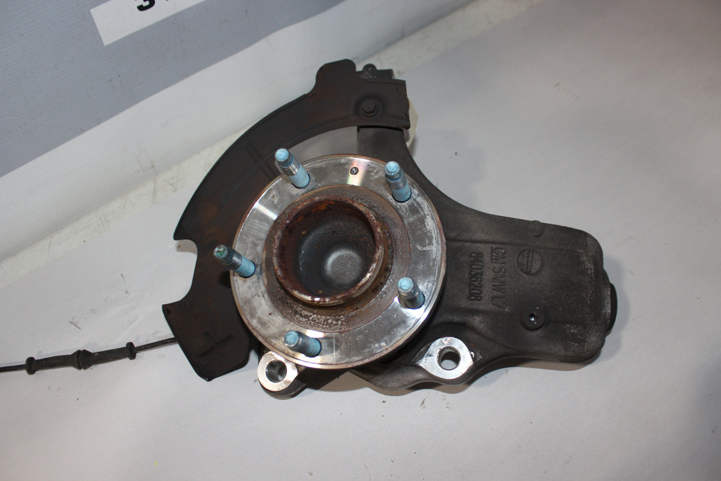 2017 Chevy Corvette Grand Sport 2LT Front LH Driver Spindle Hub OEM
