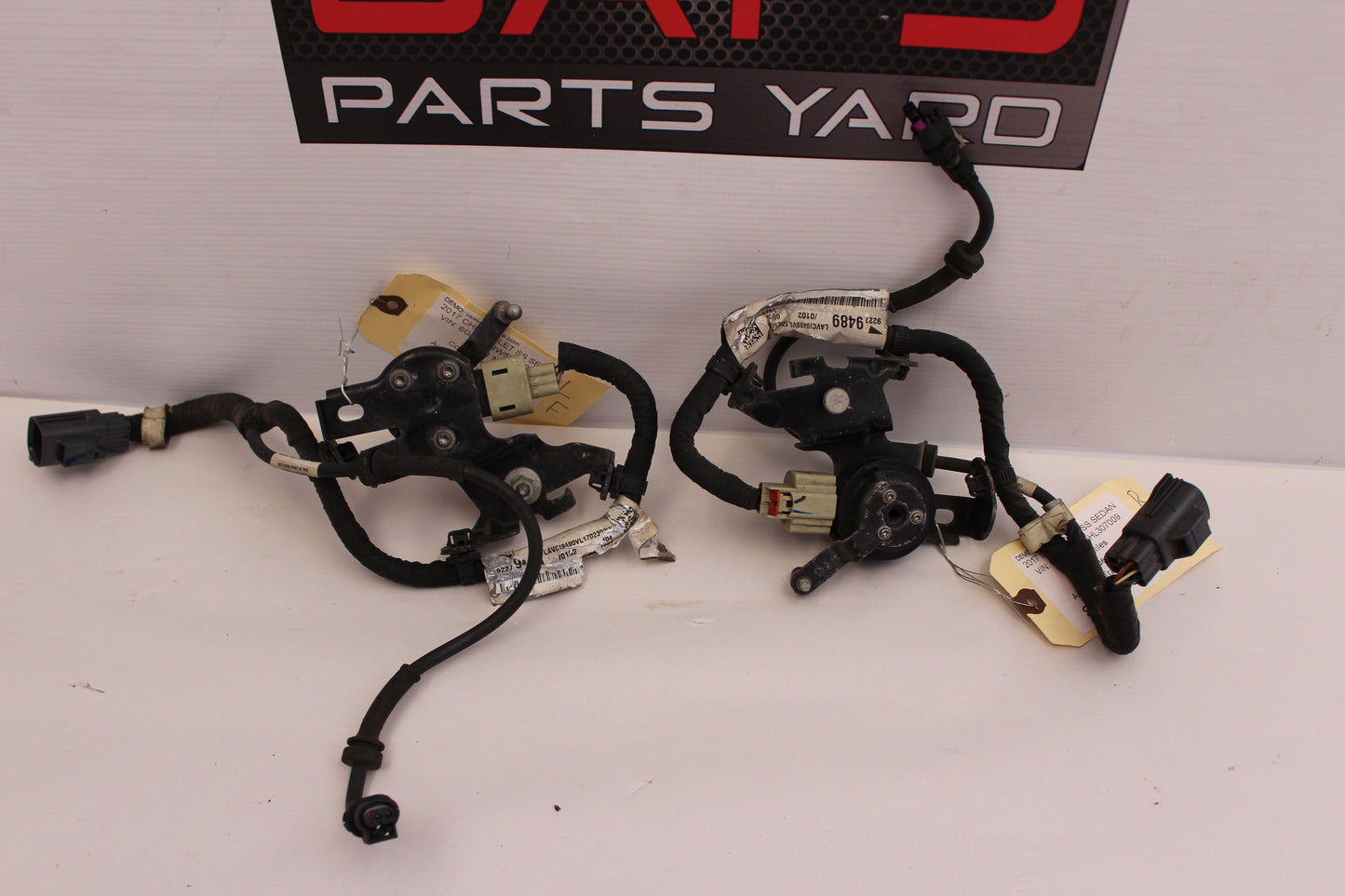 2017 Chevy SS Sedan Front RH & LH Suspension Ride Control Sensors 92279489 92279490 OEM - Day's Parts Yard