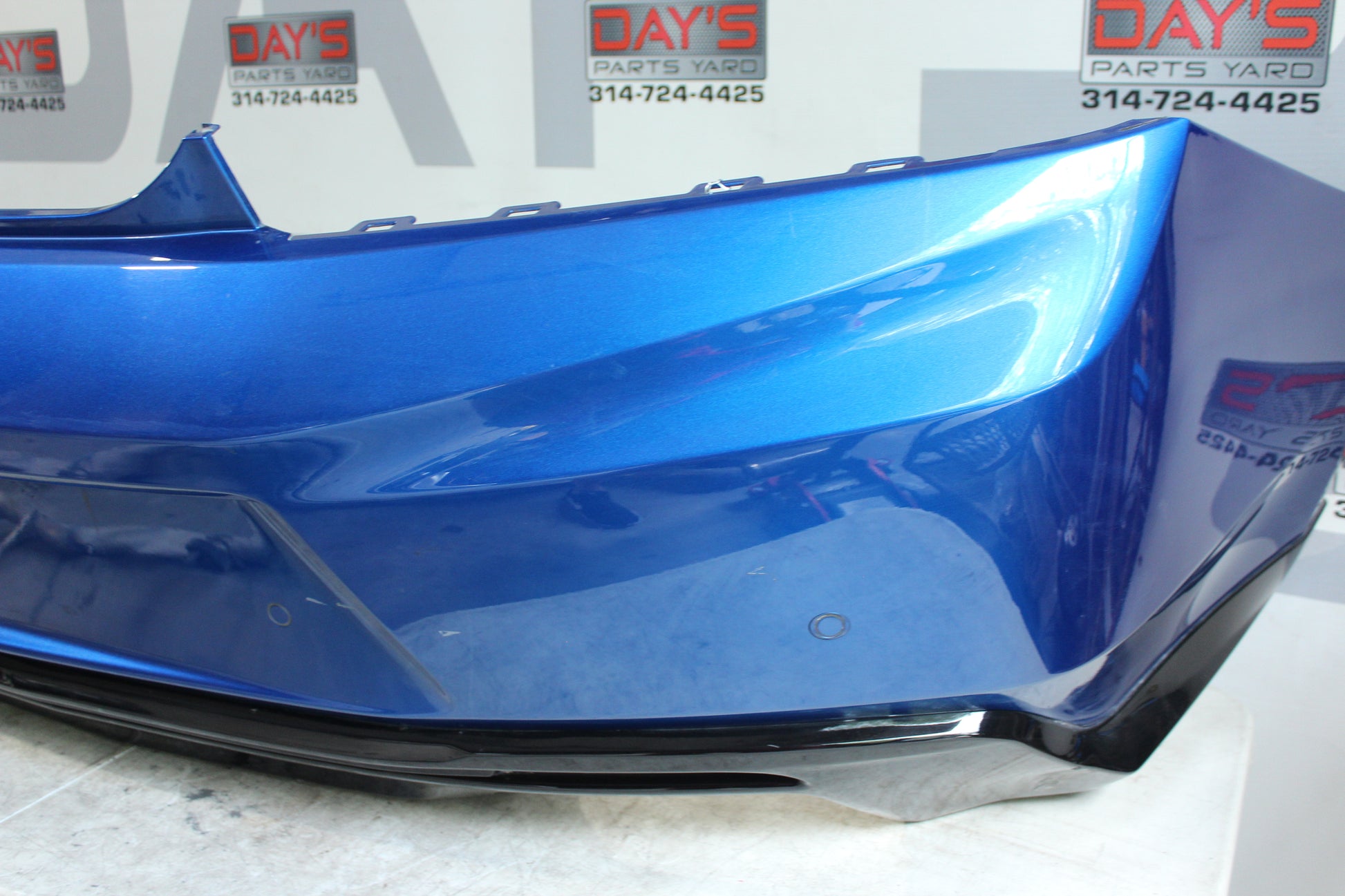 2018 Chevy Camaro ZL1 Rear Bumper Assembly w/ Sensors OEM - Day's Parts Yard