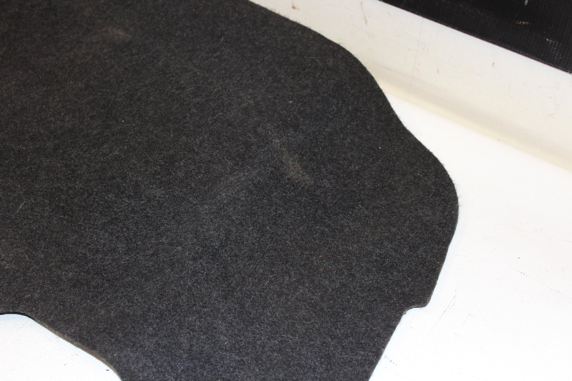 2004 Pontiac GTO Spare Tire Wheel Cover Trunk Carpet Liner 92155400 OEM - Day's Parts Yard