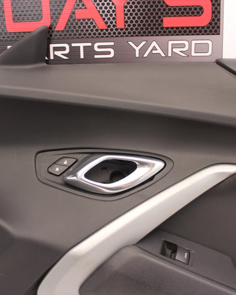 2017 Chevy Camaro SS 1LE Front RH Passenger Door Panel OEM