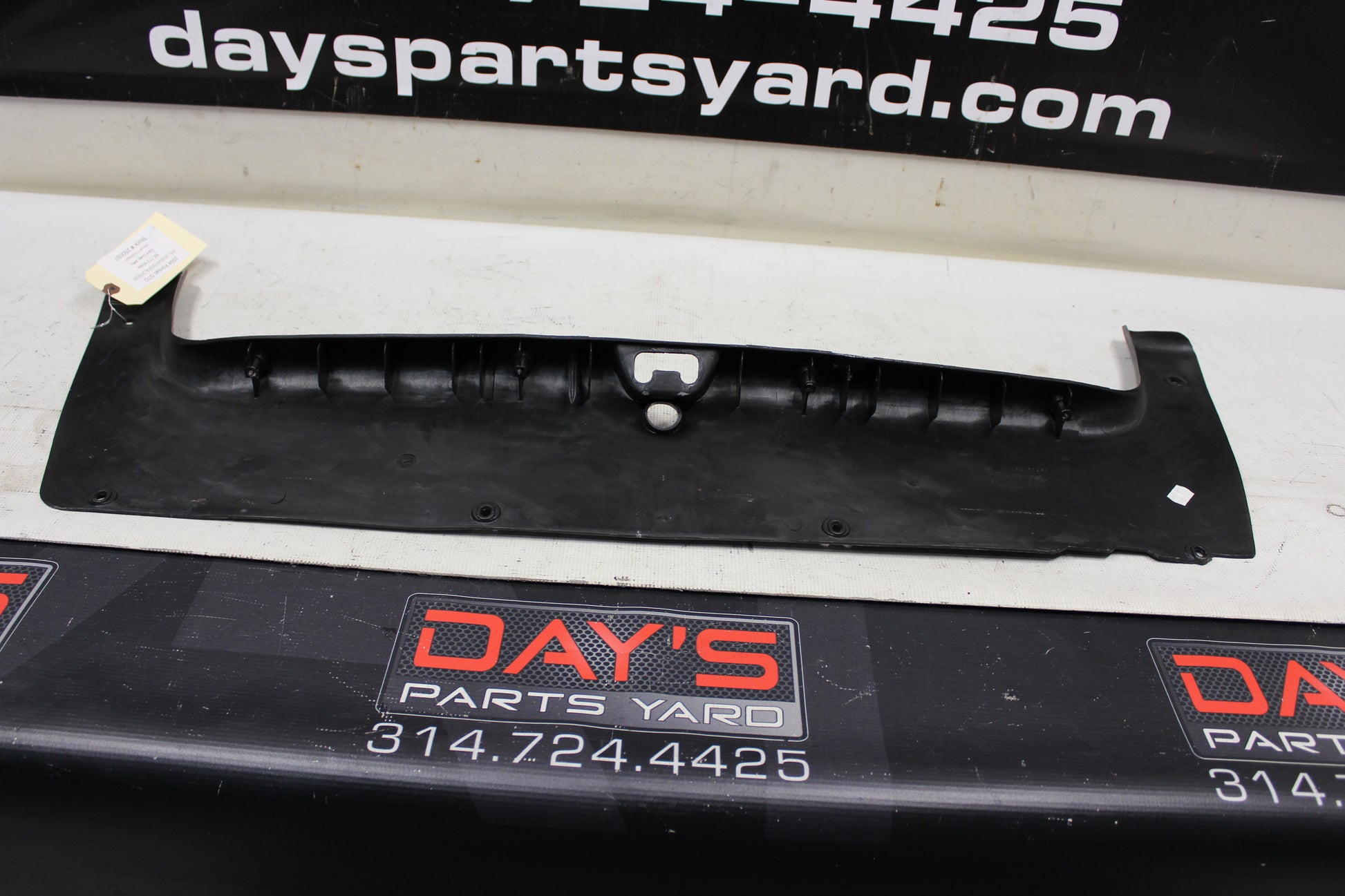 2004 Pontiac GTO Trunk Wall Plastic Cover Trim Panel 92162365 OEM - Day's Parts Yard