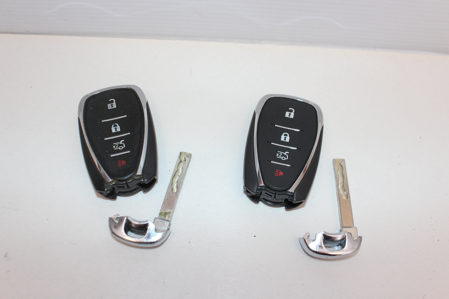 2017 Chevy Camaro SS 1LE 2 Key Fobs OEM