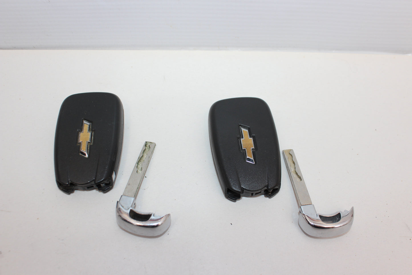 2017 Chevy Camaro SS 1LE 2 Key Fobs OEM