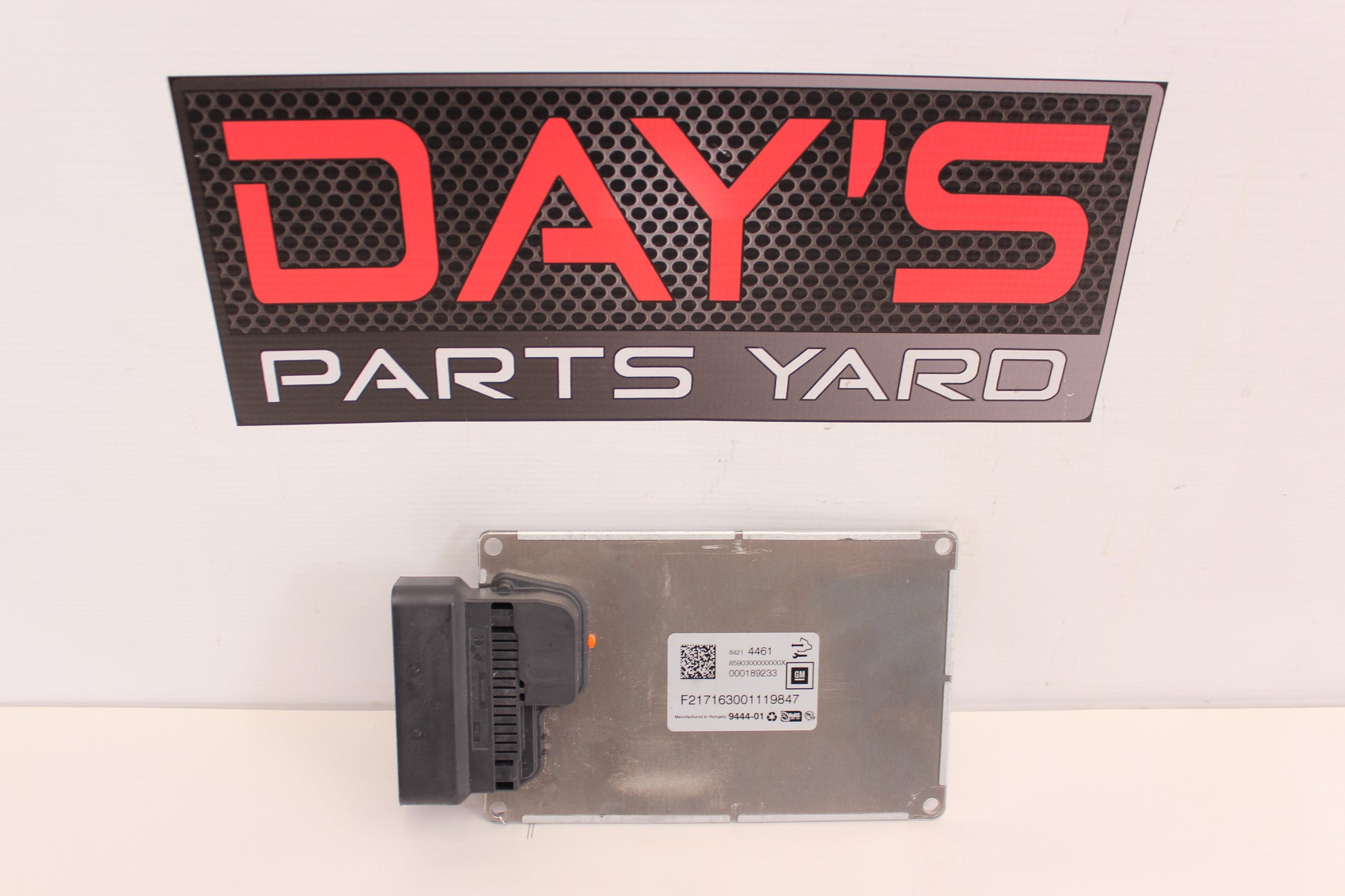 2018 Chevy Camaro ZL1 Suspension Control Module 84214461 OEM - Day's Parts Yard