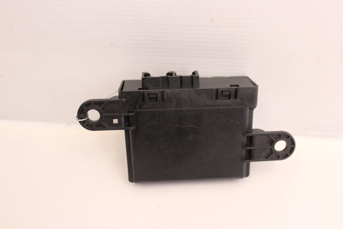 2017 Chevy Camaro ZL1 Parking Assist Module 84104306 OEM - Day's Parts Yard