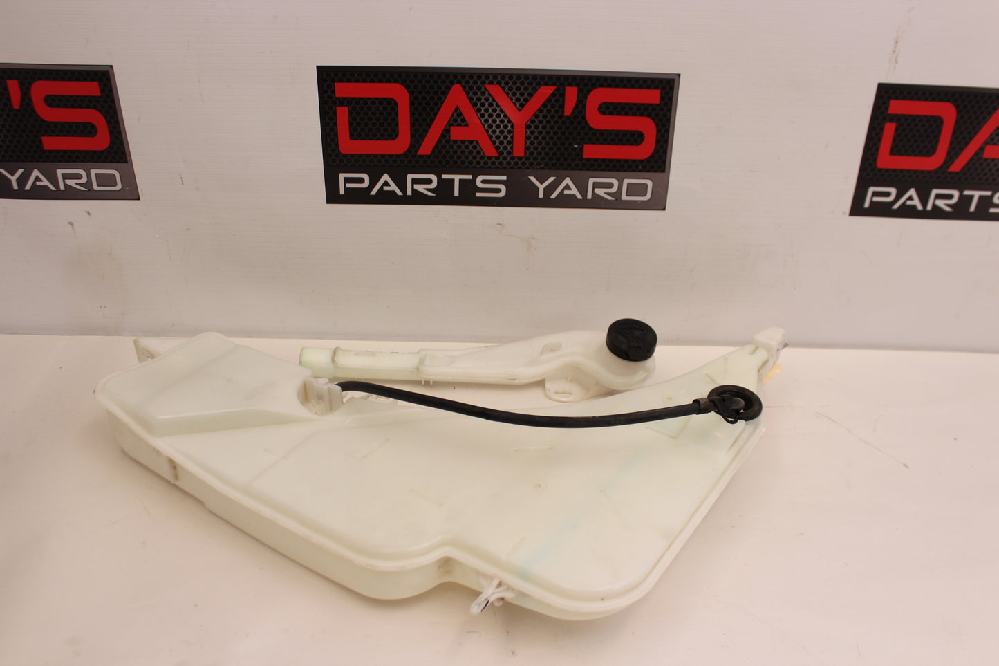 2017 Chevy Camaro ZL1 Windshield Washer Reservoir Tank 84030301 23133253 OEM - Day's Parts Yard