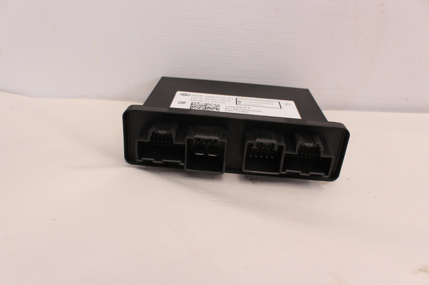 2014 Chevy SS Sedan Keyless Entry Module 13580551 OEM