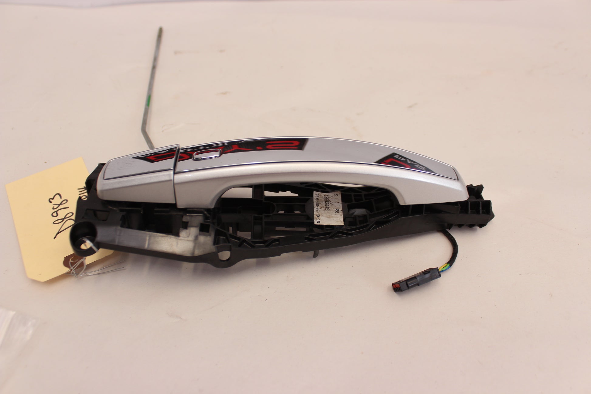 2014 Chevy SS Sedan Complete Front RH Passenger Exterior Door Handle OEM - Day's Parts Yard