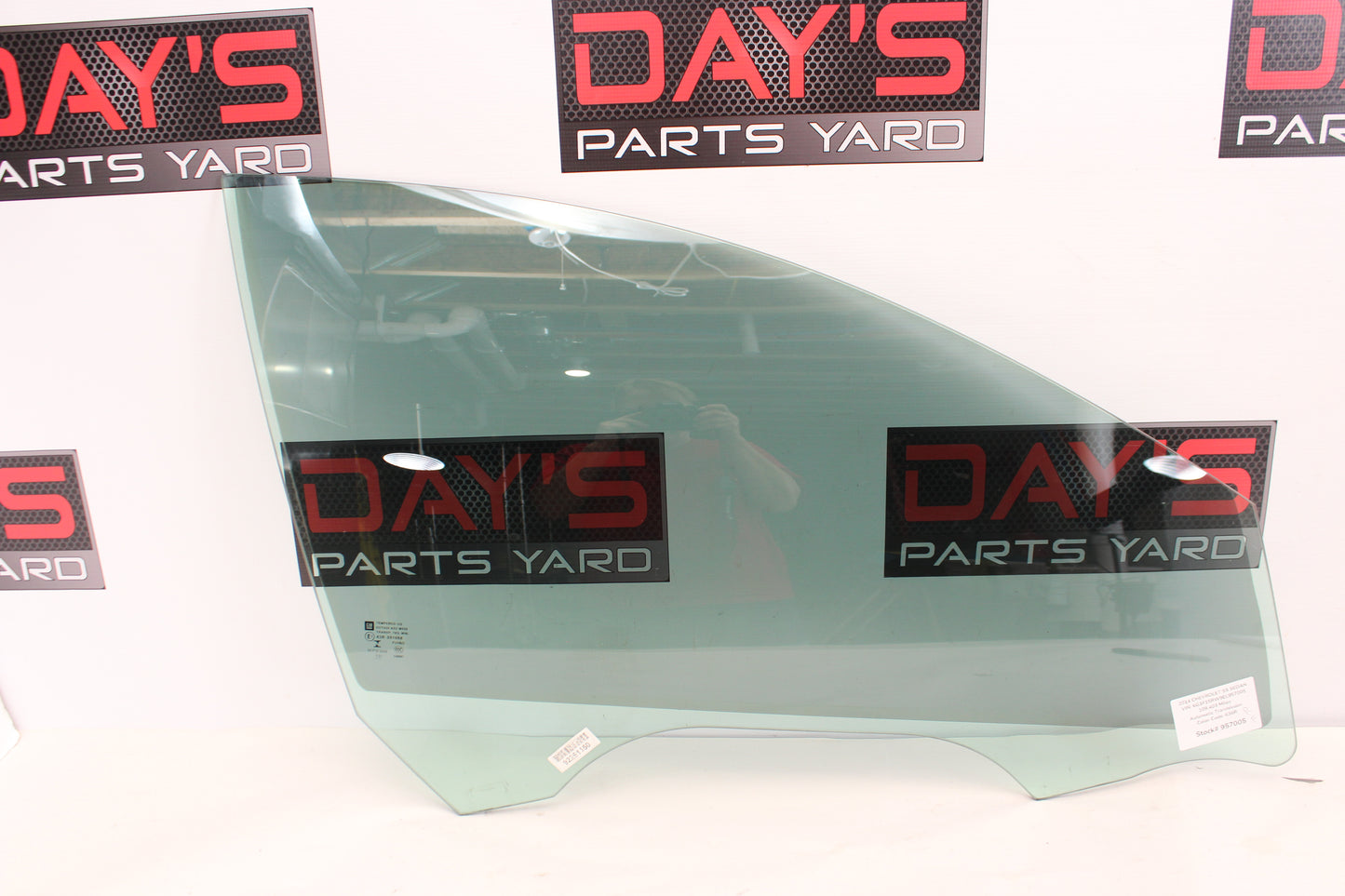 2014 Chevy SS Sedan Front RH Passenger Door Window Glass 92251150 OEM