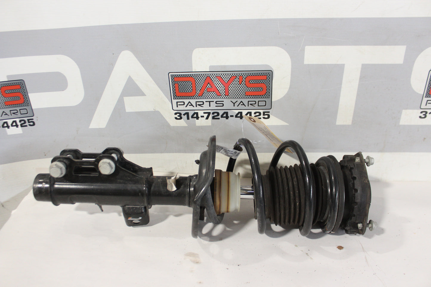 2018 Chevrolet Camaro SS Front LH Driver Front Strut OEM