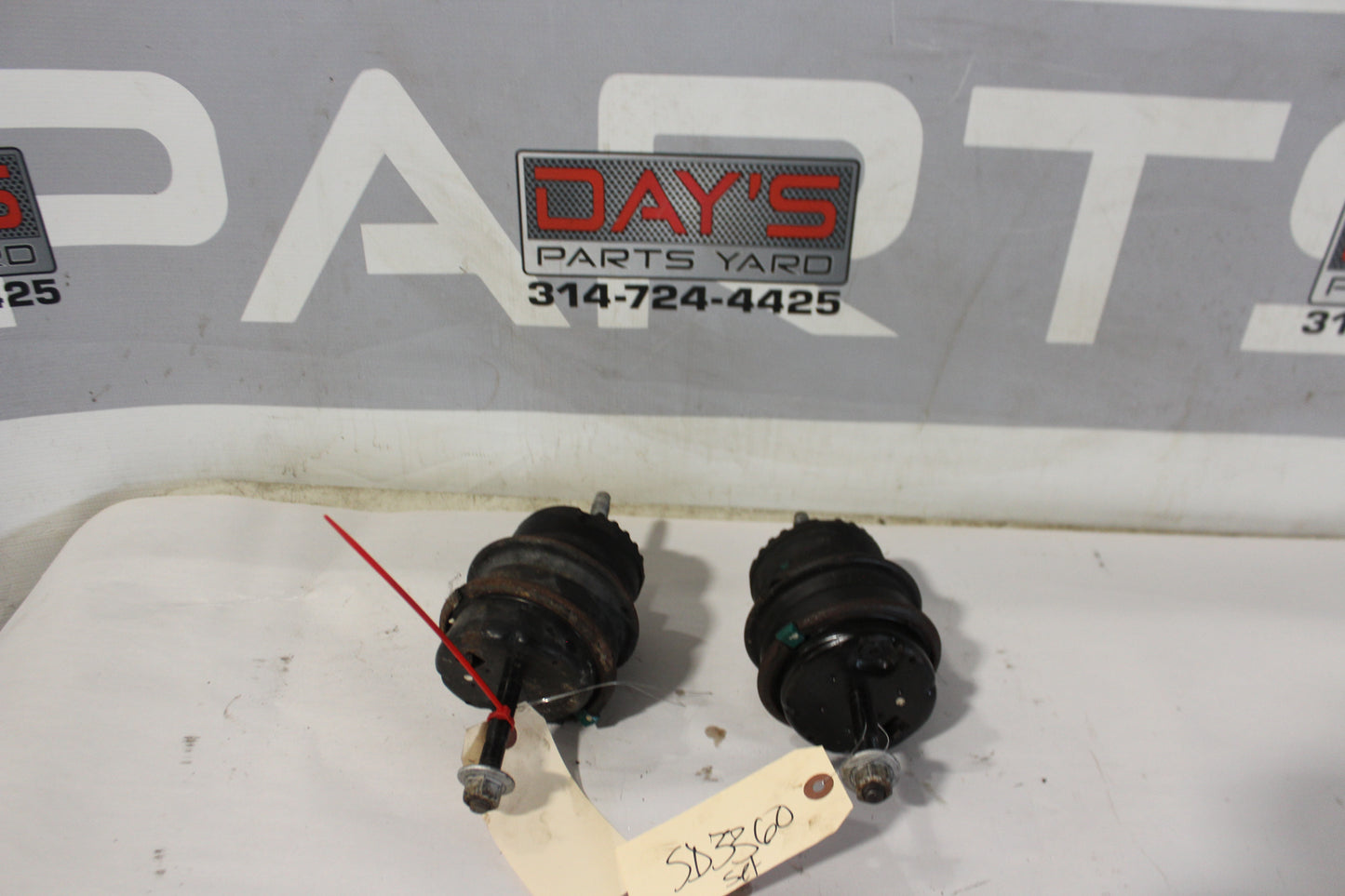 2010 Chevrolet Camaro SS Motor Mount Set OEM