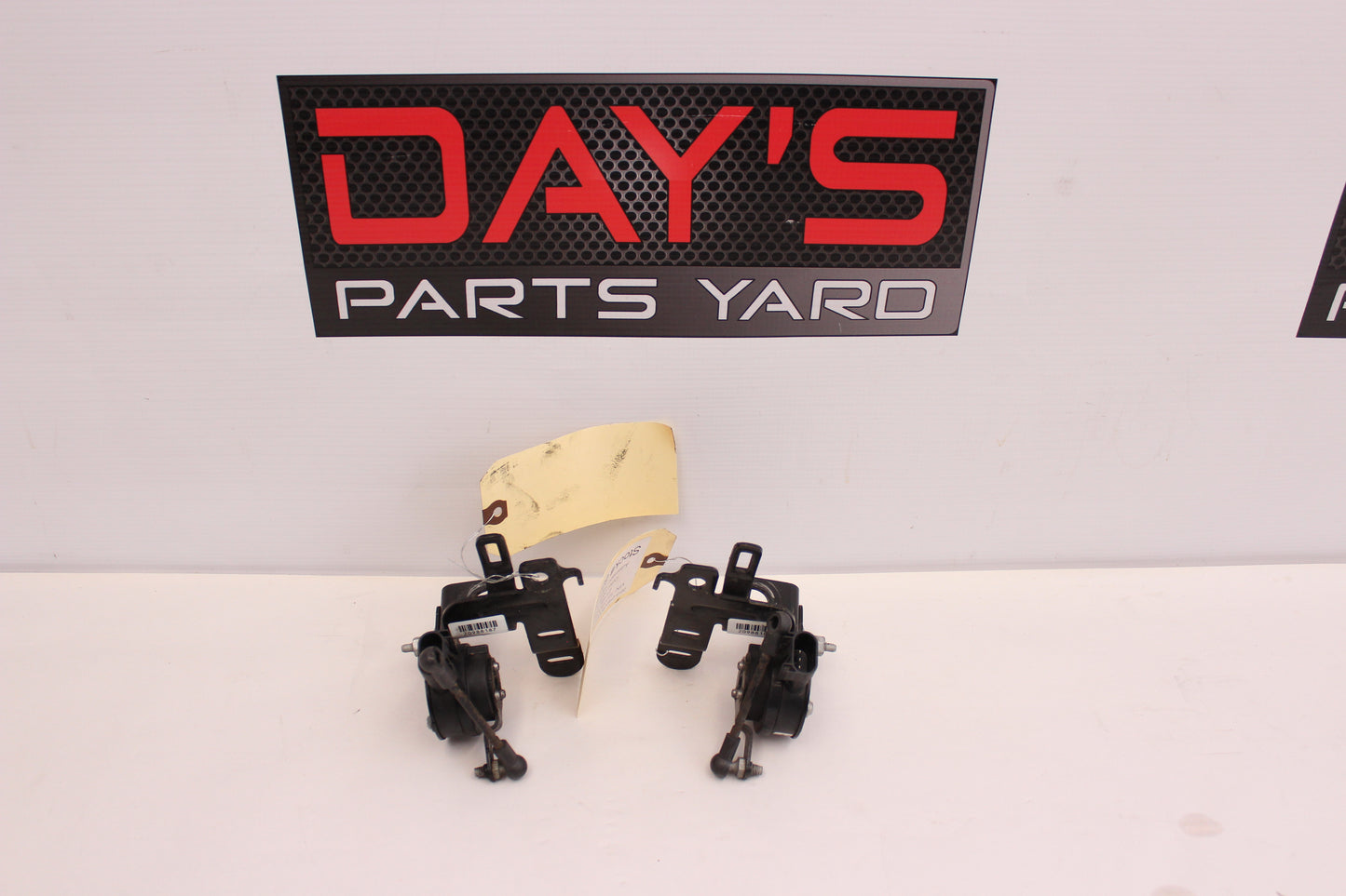 2015 Chevy Corvette Z06 RH & LH Suspension Ride Height Level Sensors 20988187 20988188 OEM