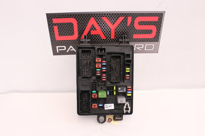 2017 Chevy SS Sedan Rear Trunk Fuse Box Relay 92276935 OEM - Day's Parts Yard
