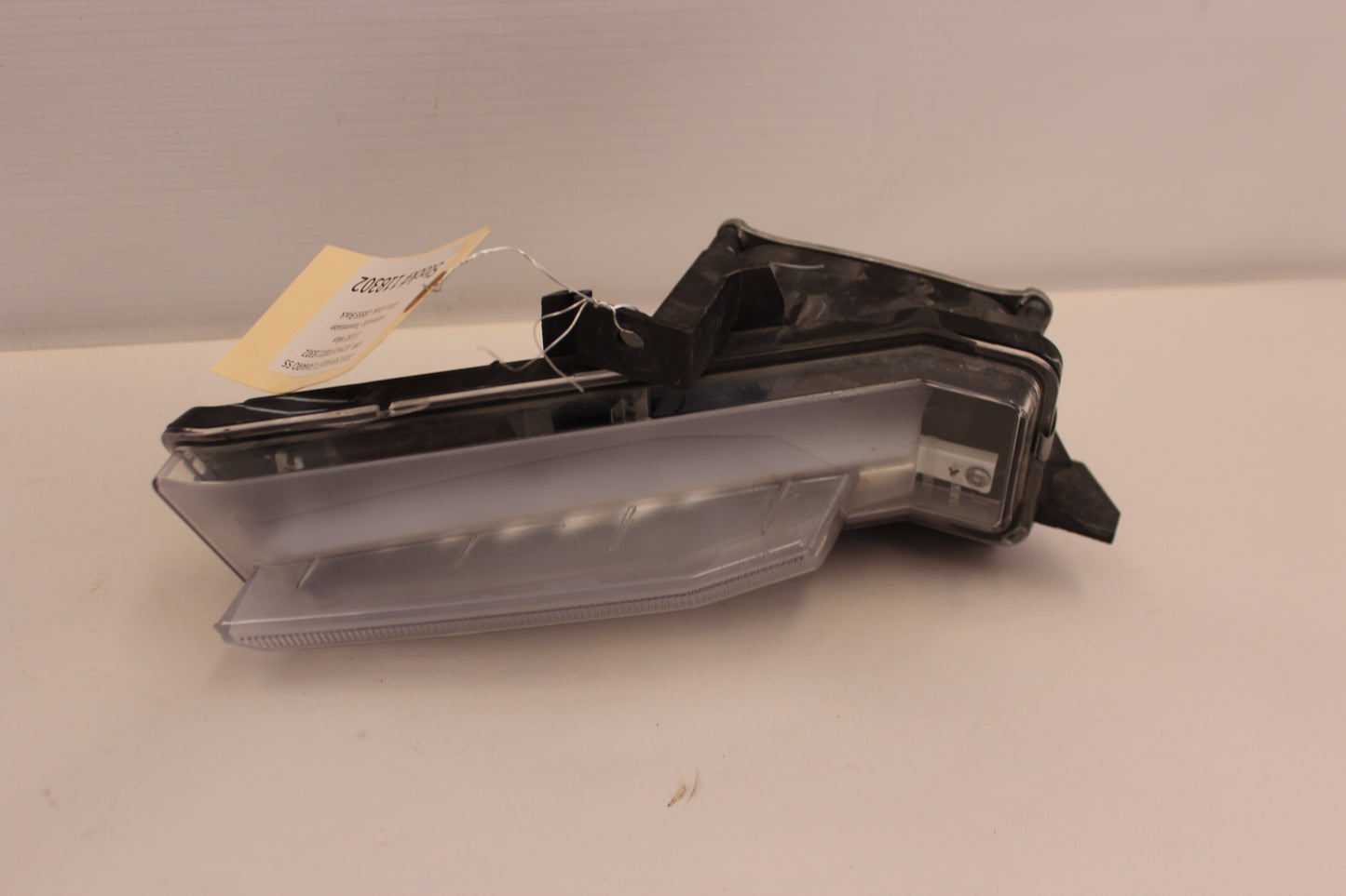 2018 Chevy Camaro SS RH & LH Fog Light w/ Ballast 23433654 22907456 OEM - Day's Parts Yard