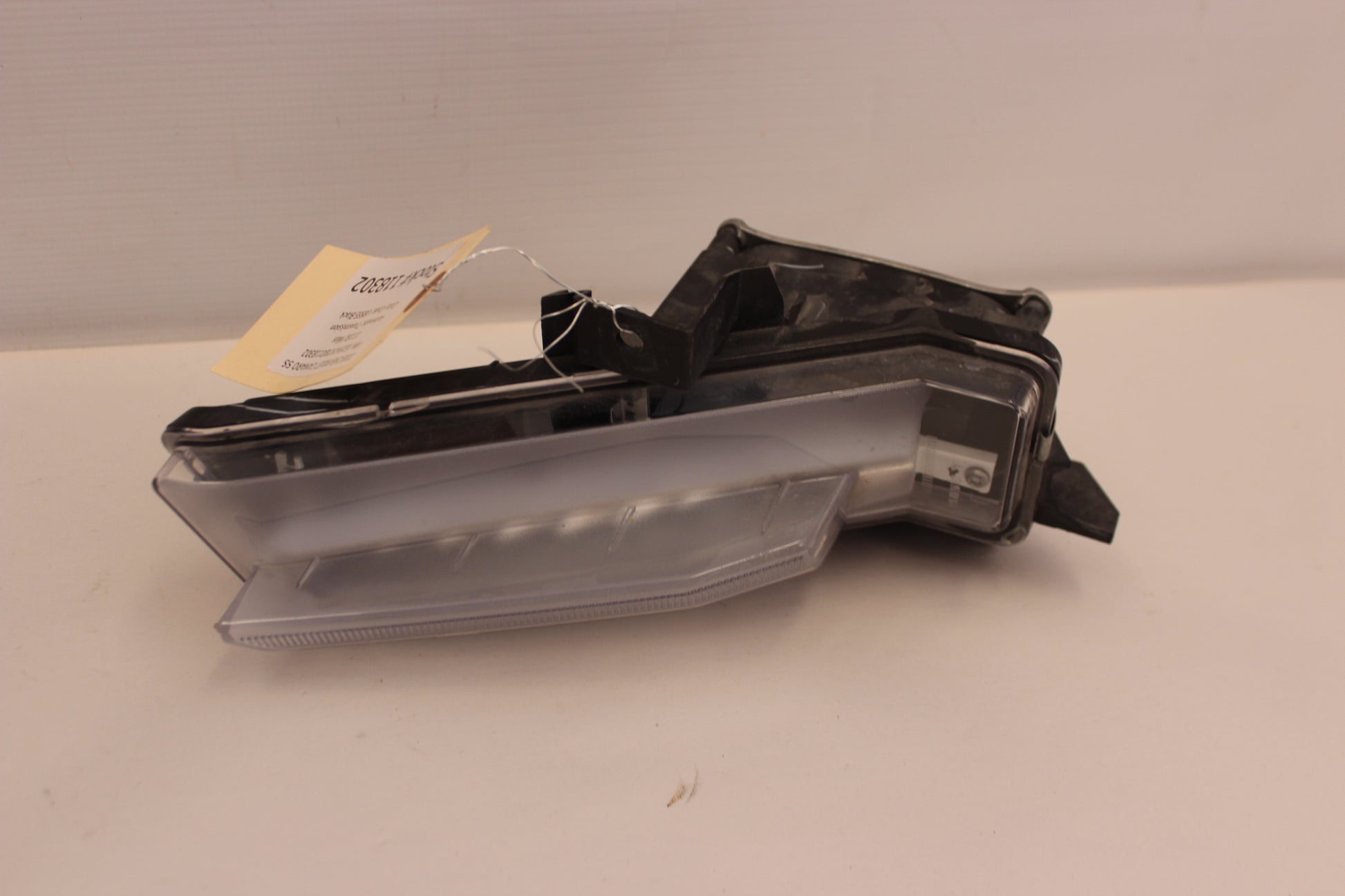 2018 Chevy Camaro SS RH & LH Fog Light w/ Ballast 23433654 22907456 OEM - Day's Parts Yard