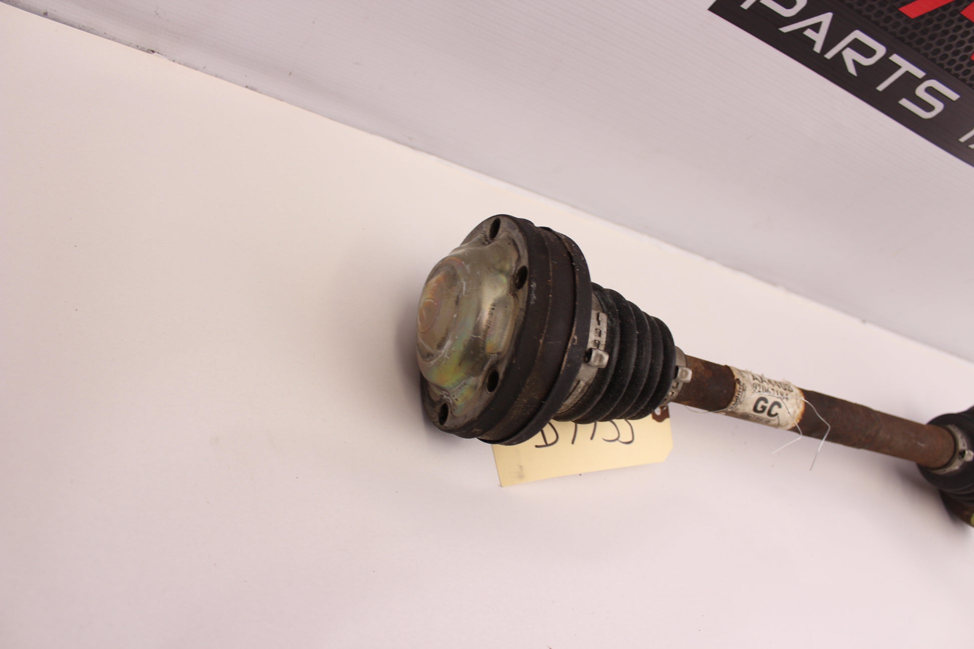 2004 Pontiac GTO Axle 92067134 OEM - Day's Parts Yard