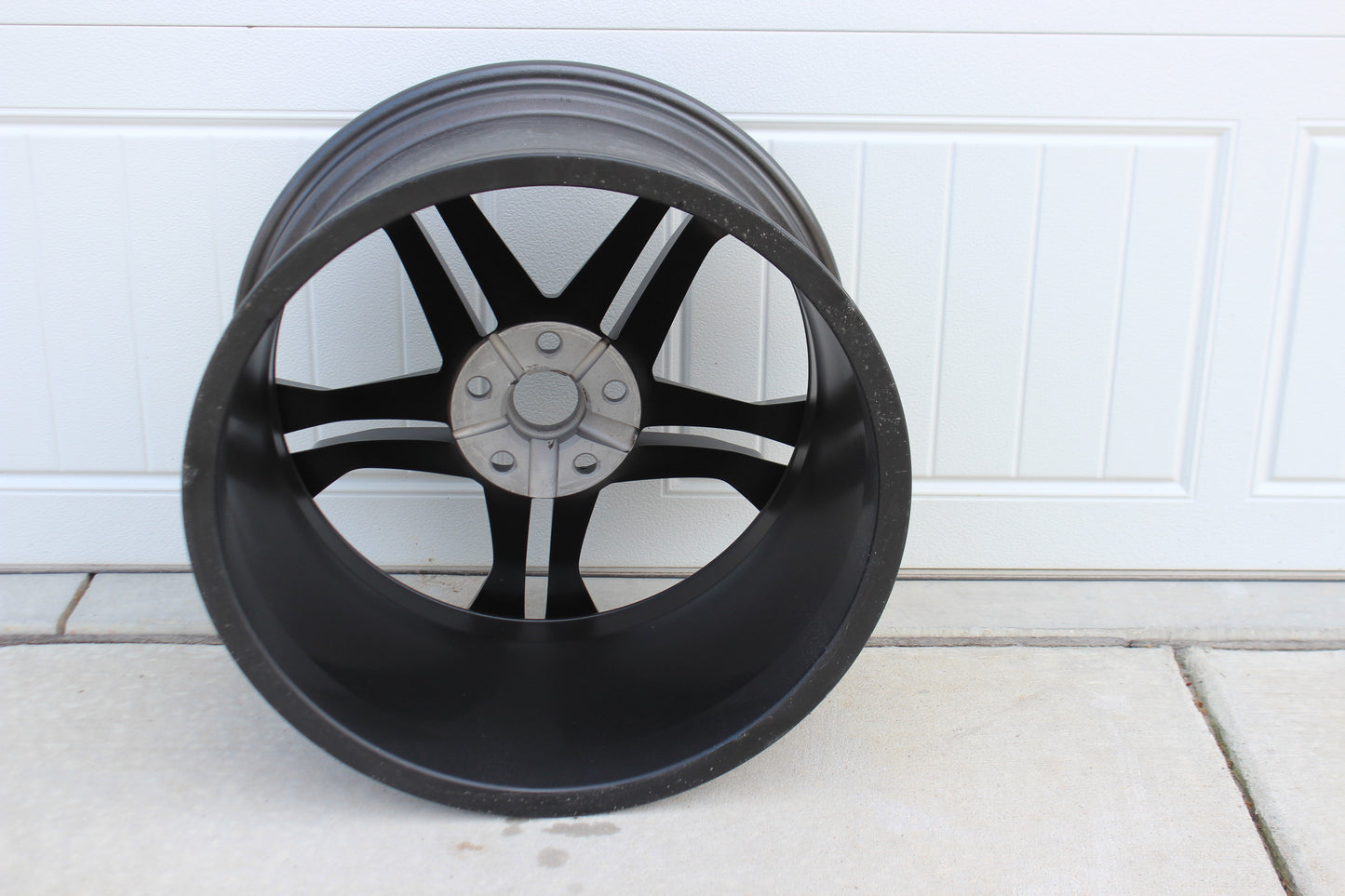 2019 Chevy Camaro SS 1LE Rear Wheel 20X11 23442884 OEM