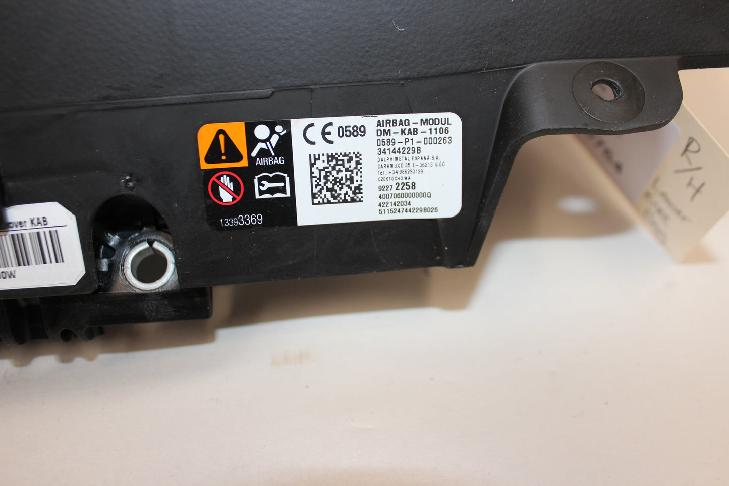 2016 Chevy SS Sedan RH Passenger Lower Knee Air Bag Airbag 92272258 OEM