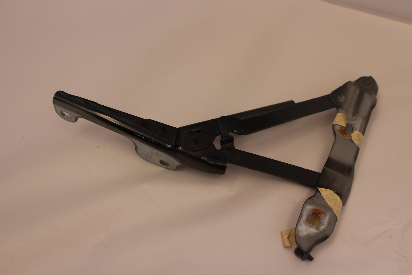 2013 Chevy Camaro ZL1 RH & LH Trunk Hinges OEM