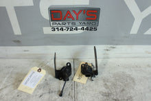 2015 Chevy SS Sedan Front RH & LH Ride Height Suspension Sensors 92258174 OEM - Day's Parts Yard