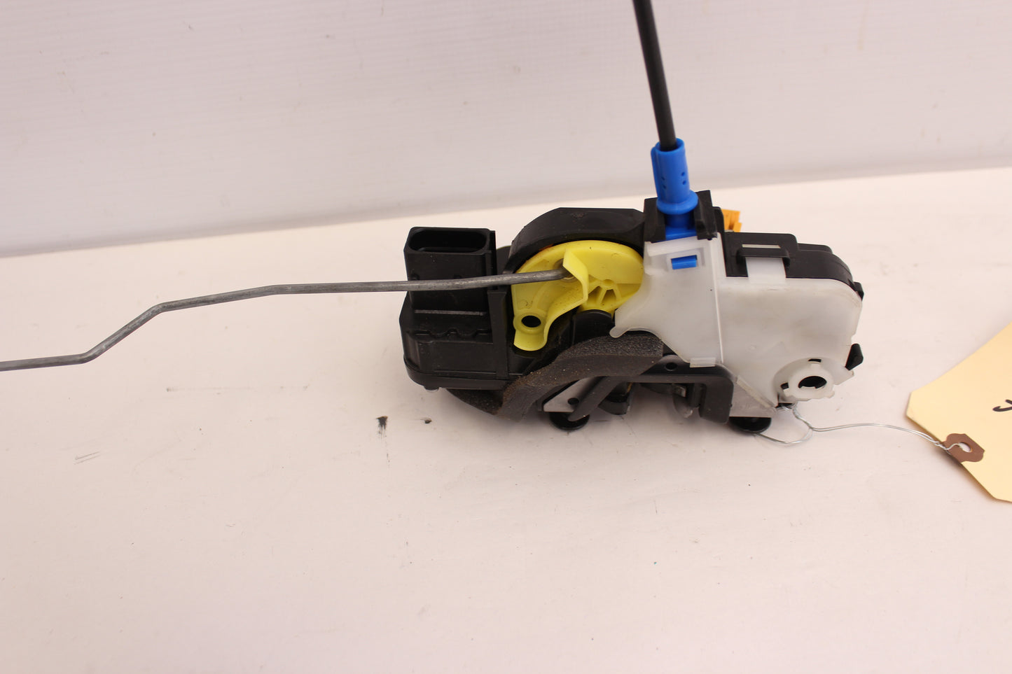 2015 Chevy SS Sedan Front LH Drive Door Lock Actuator 13579497 OEM