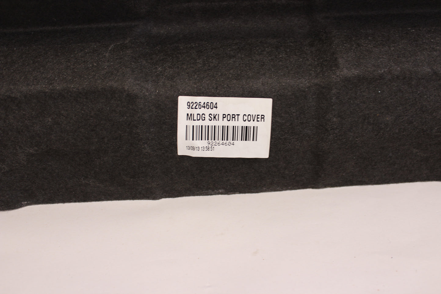 2014 Chevy SS Sedan Ski Port Felt 92264604 OEM