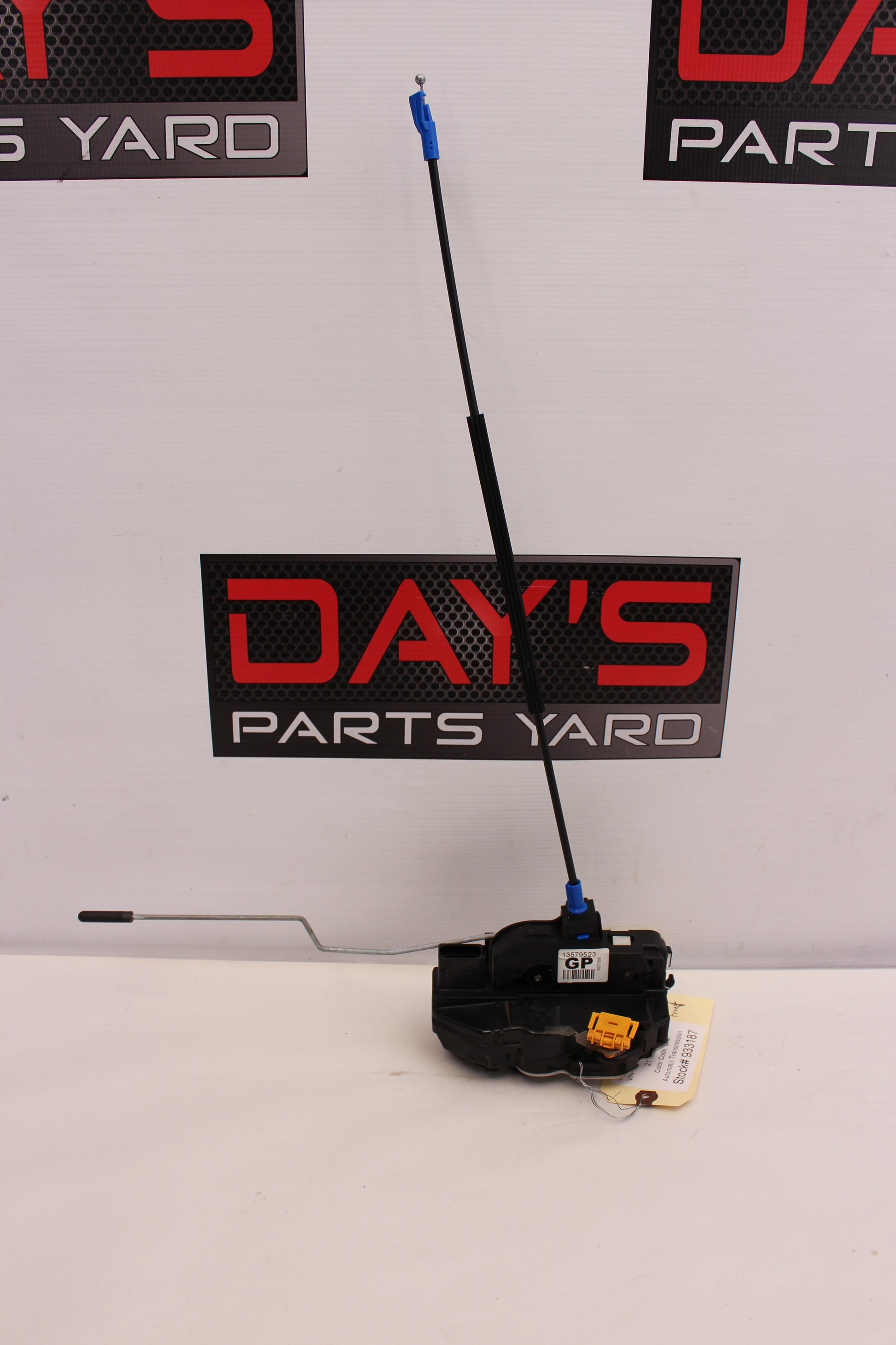 2014 Chevy SS Sedan Front RH Passenger Door Lock Actuator 13579523 OEM - Day's Parts Yard