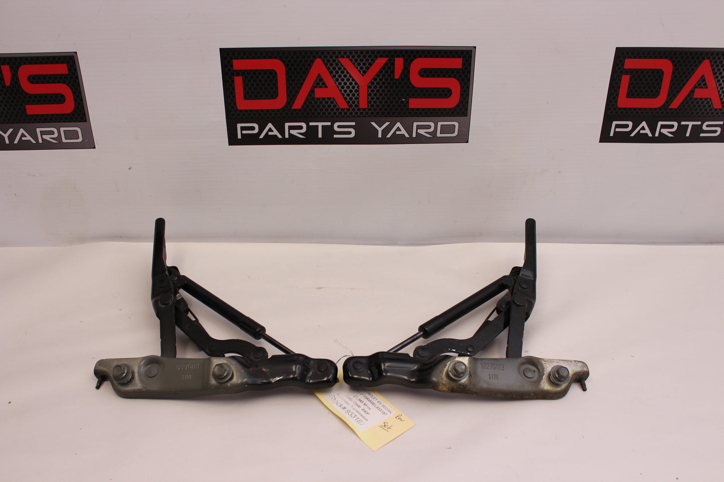2014 Chevy SS Sedan Trunk Hinges Set 92270114 92270113 OEM