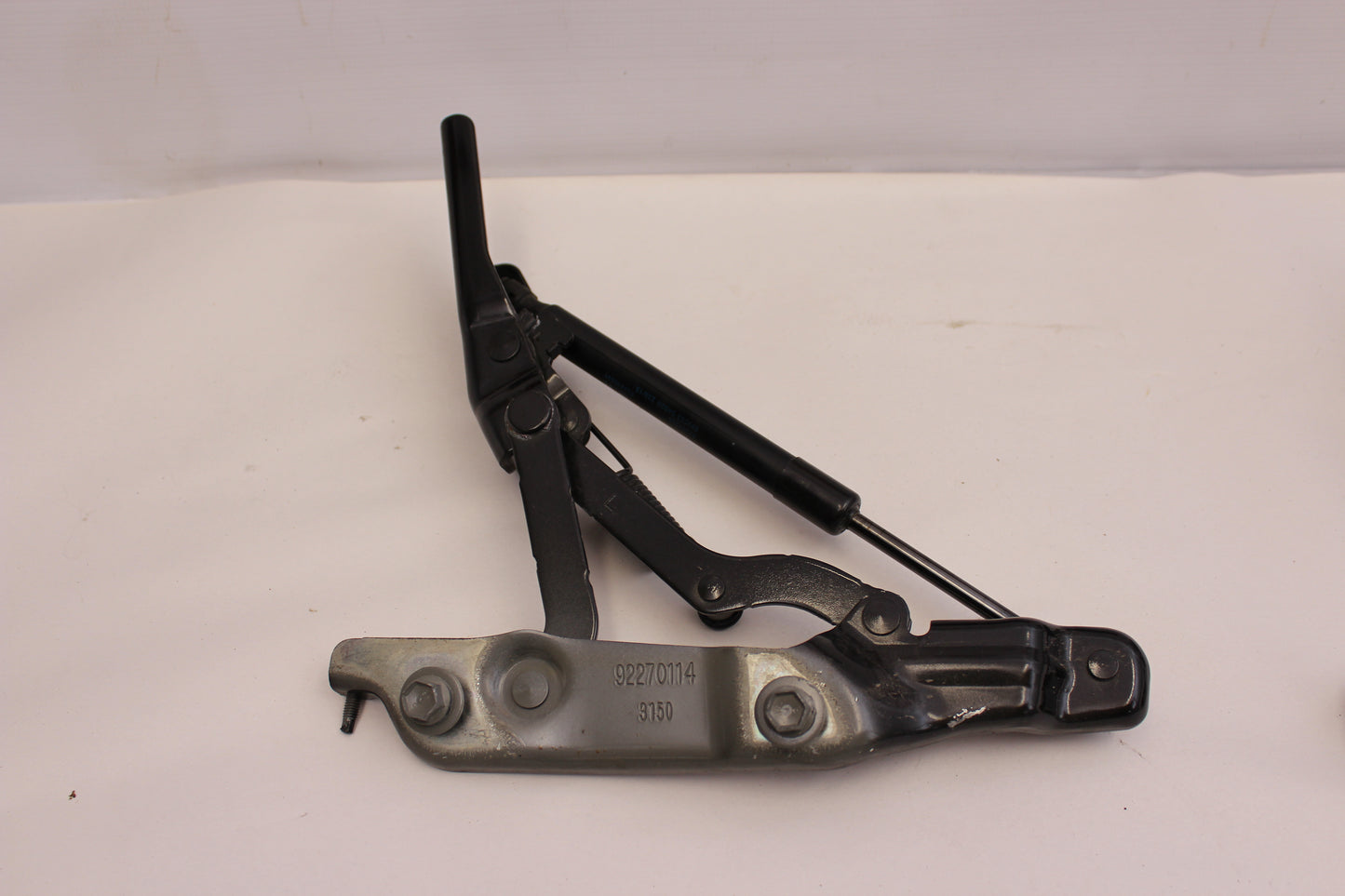 2014 Chevy SS Sedan Trunk Hinges Set 92270114 92270113 OEM