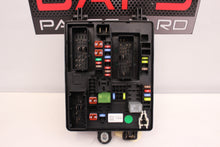 2014 Chevy SS Sedan Rear Fuse Box Relay 92271117 OEM - Day's Parts Yard